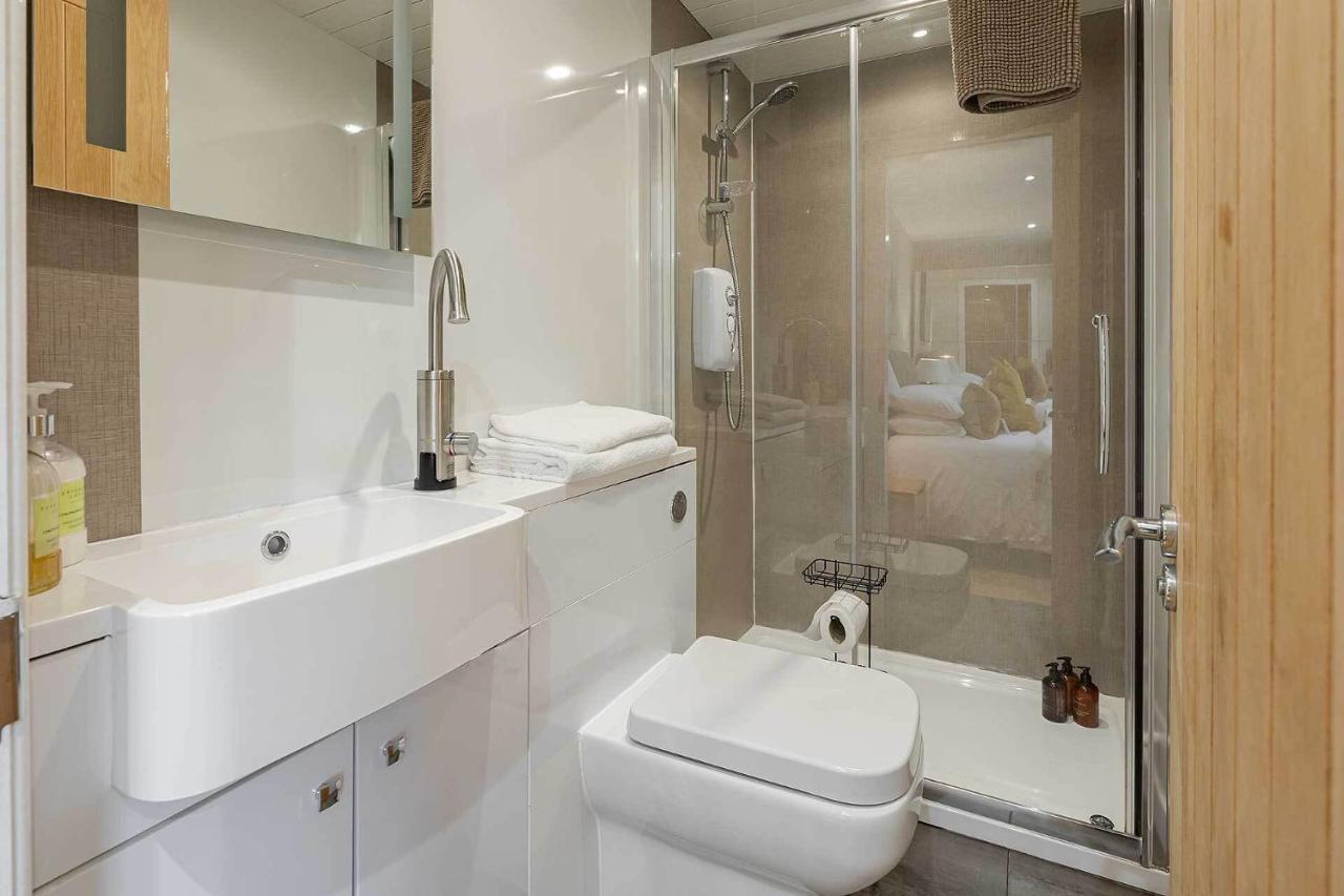 Garthill Lodge & Studio Falkirk Phòng bức ảnh